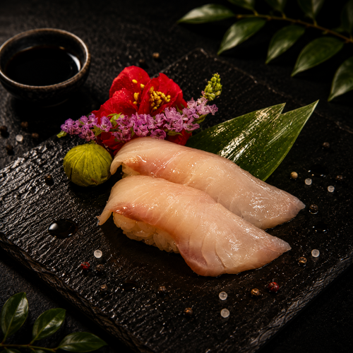 hamachi/ gelbschwanzmakrele nigiri